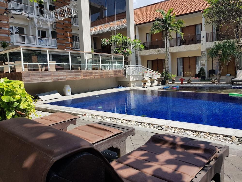 New Garden View Resort Legian  Ngoại thất bức ảnh