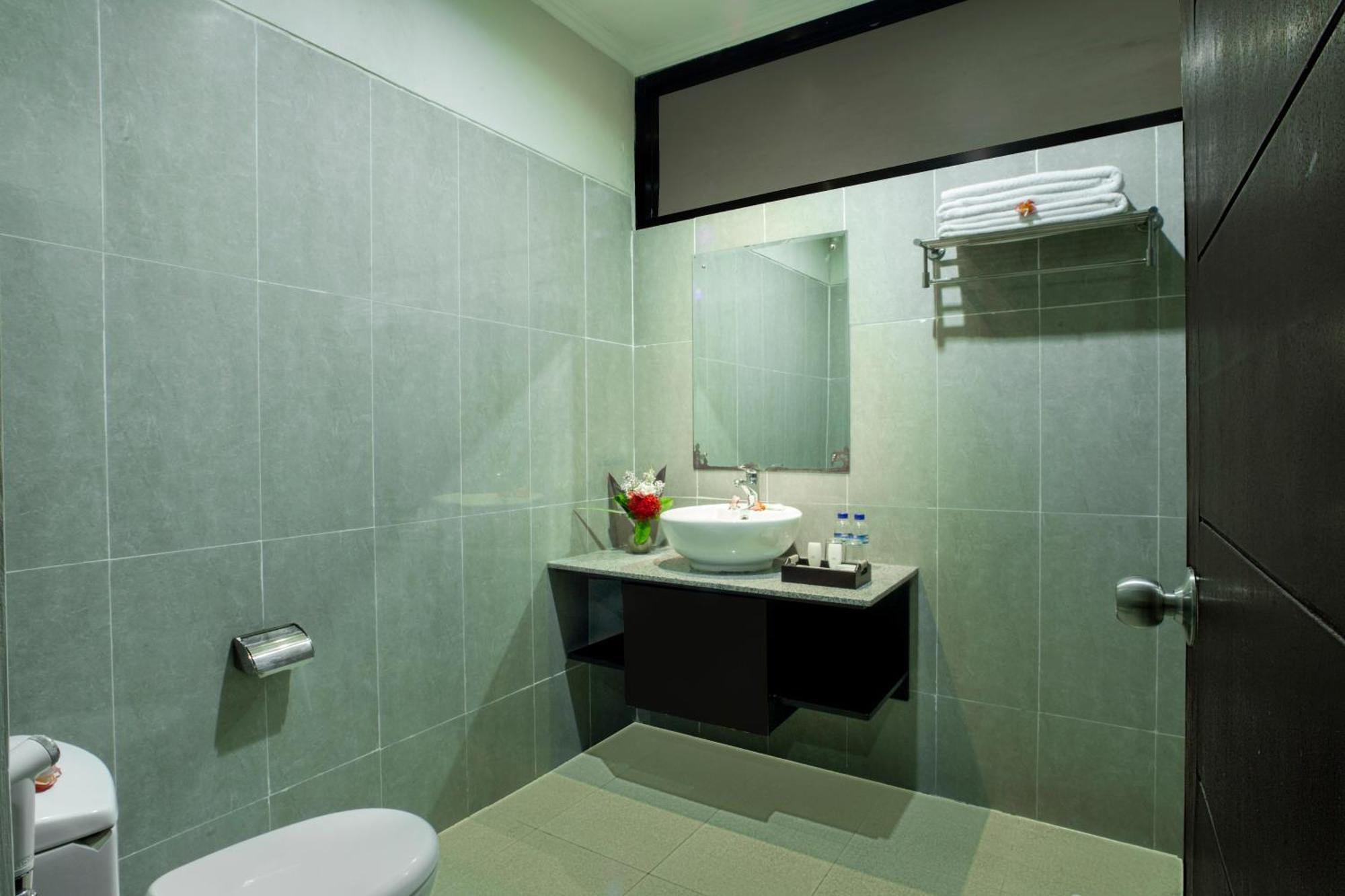 New Garden View Resort Legian  Phòng bức ảnh