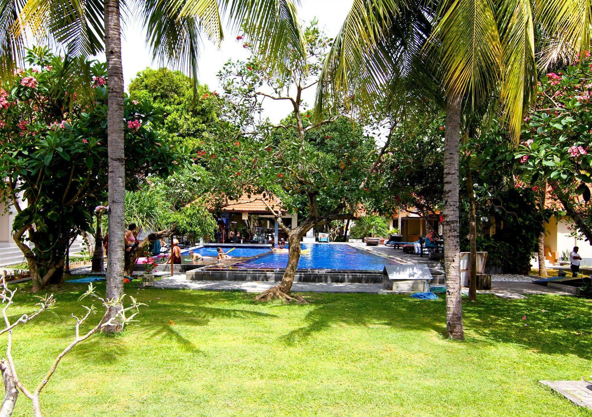 New Garden View Resort Legian  Ngoại thất bức ảnh